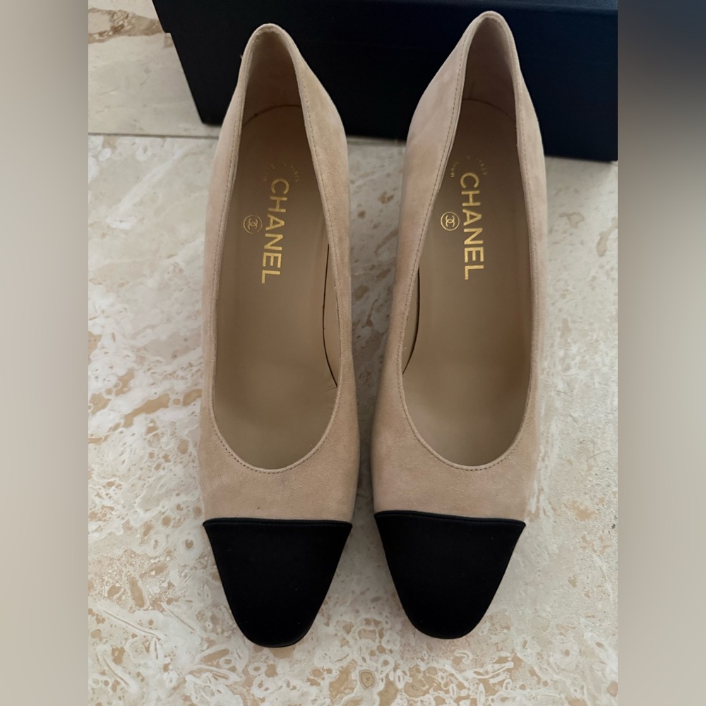 SOLD****Chanel Beige/Black Uniform Pumps